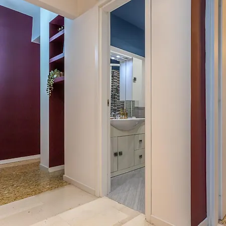 Ych-cozy Flat At The Vatican Apartment